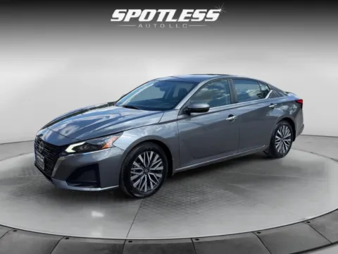 Gray 2024 Nissan Altima 2.5 SV for sale in San Antonio, TX