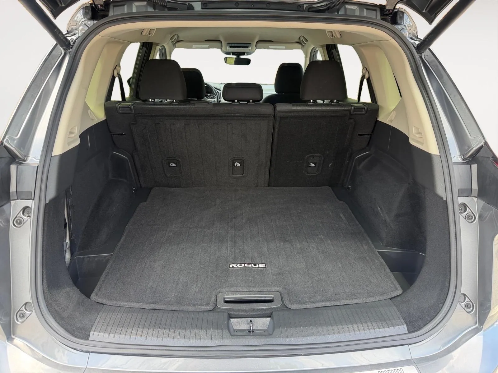 Nissan Rogue photo 28