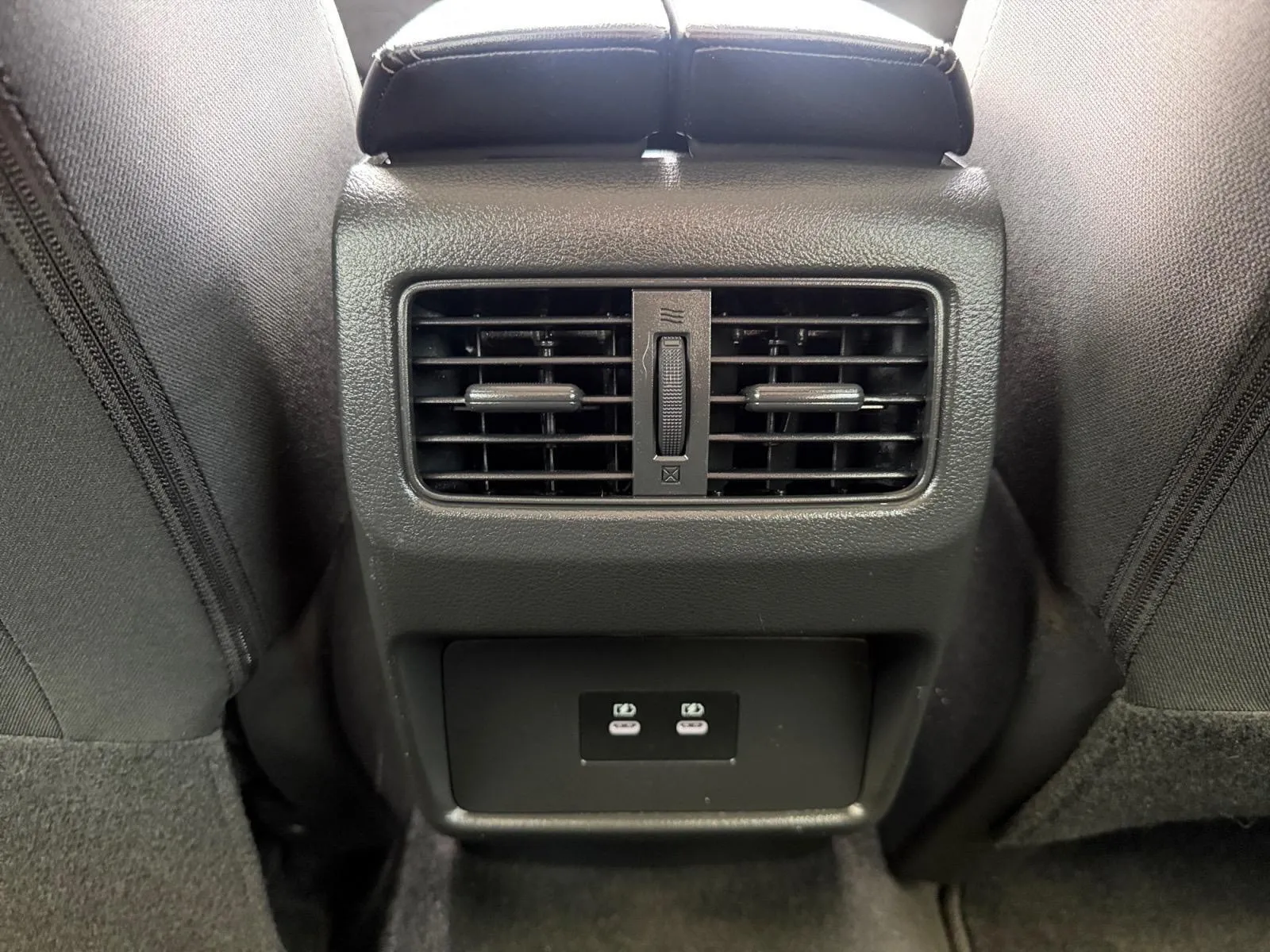 Nissan Rogue photo 27