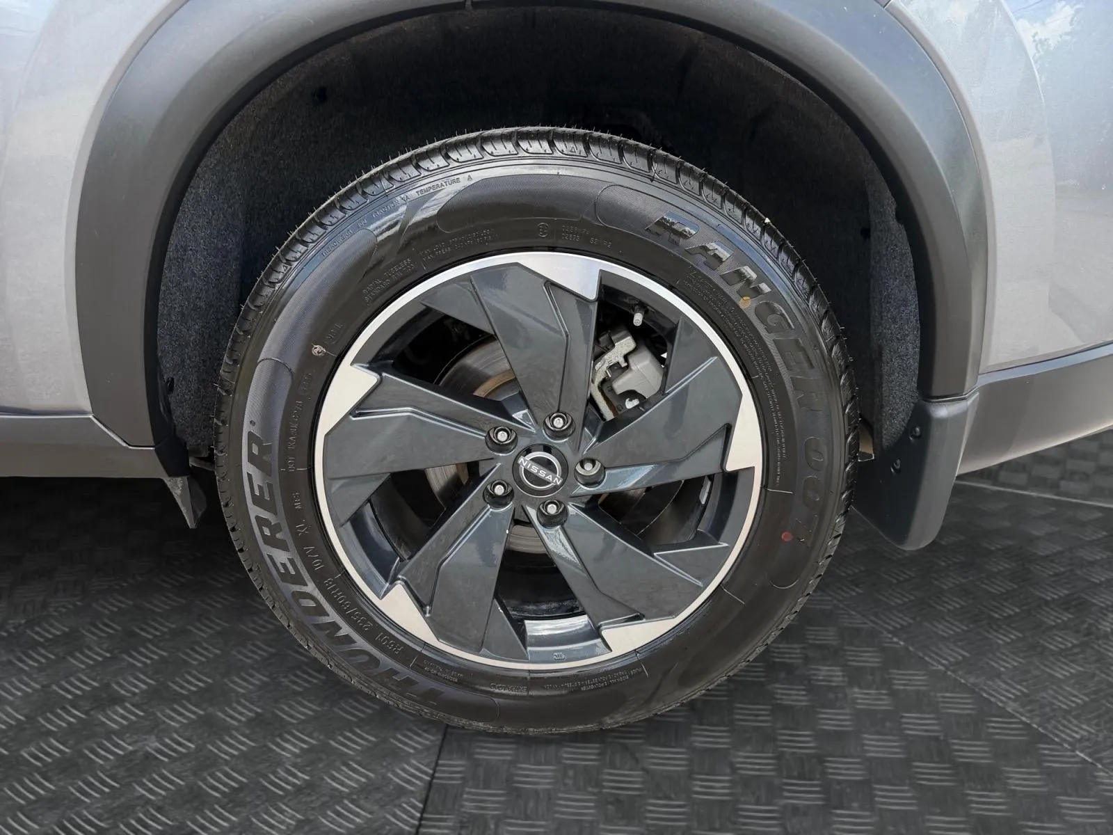 Nissan Rogue photo 15