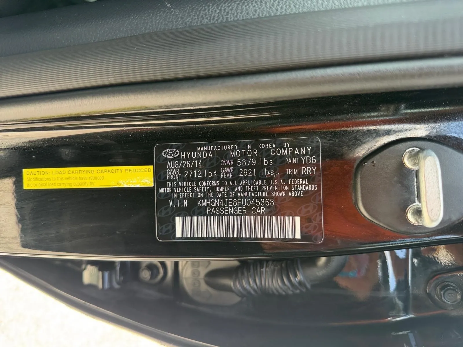 Hyundai Genesis photo 17