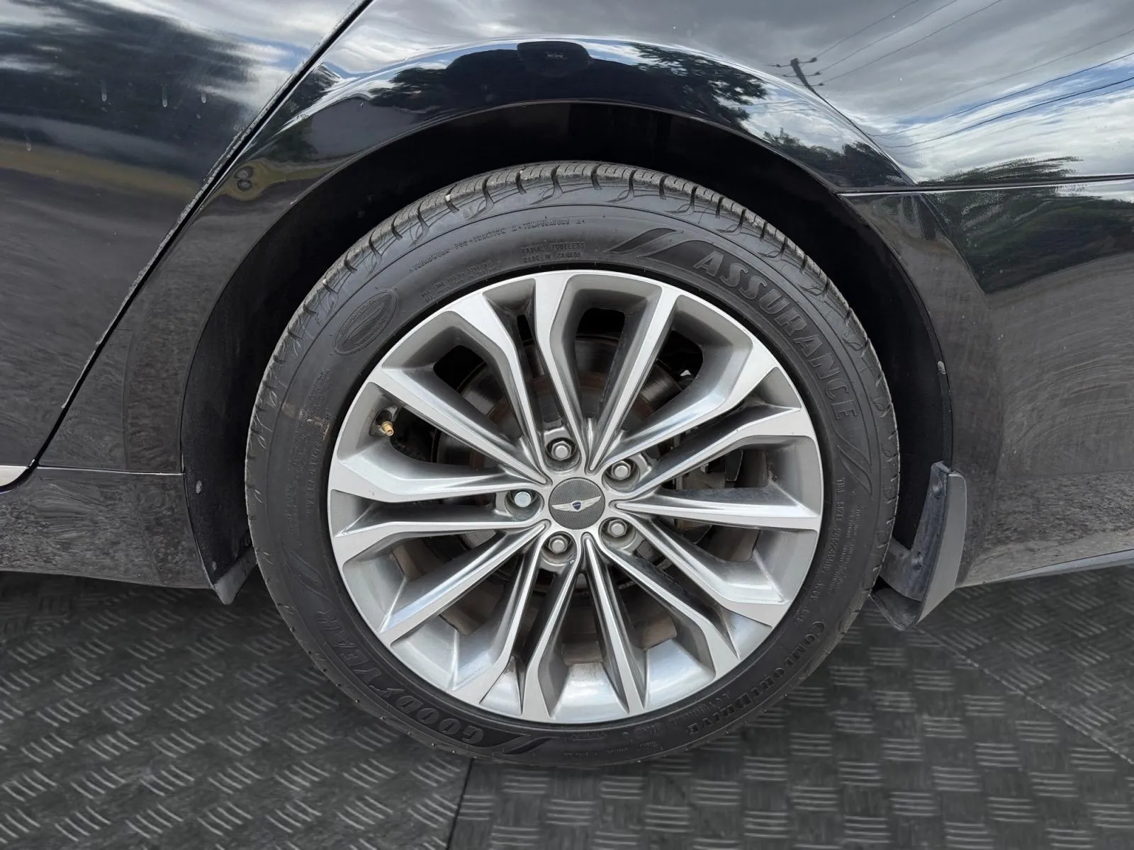 Hyundai Genesis photo 15