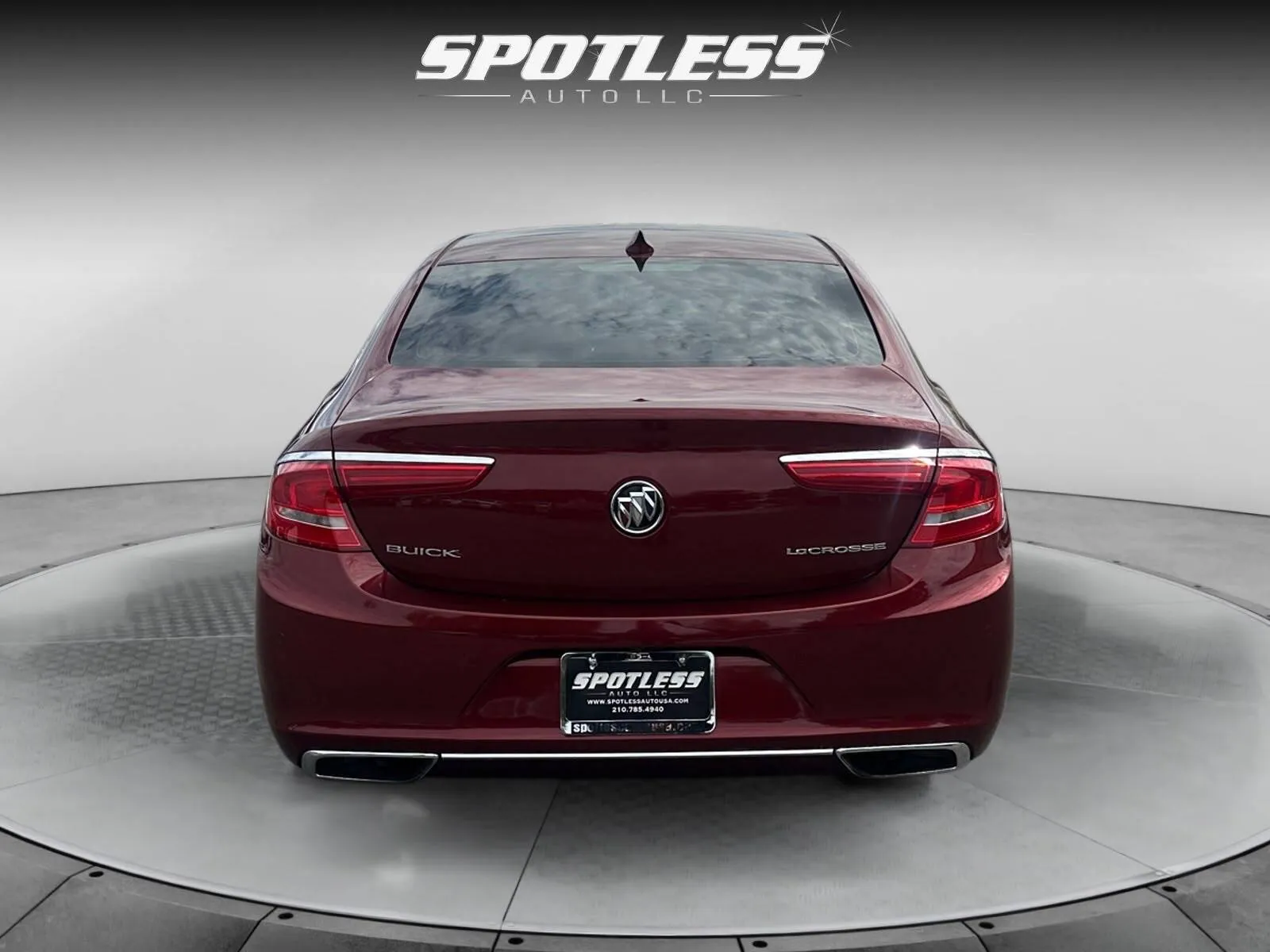 Buick LaCrosse photo 6