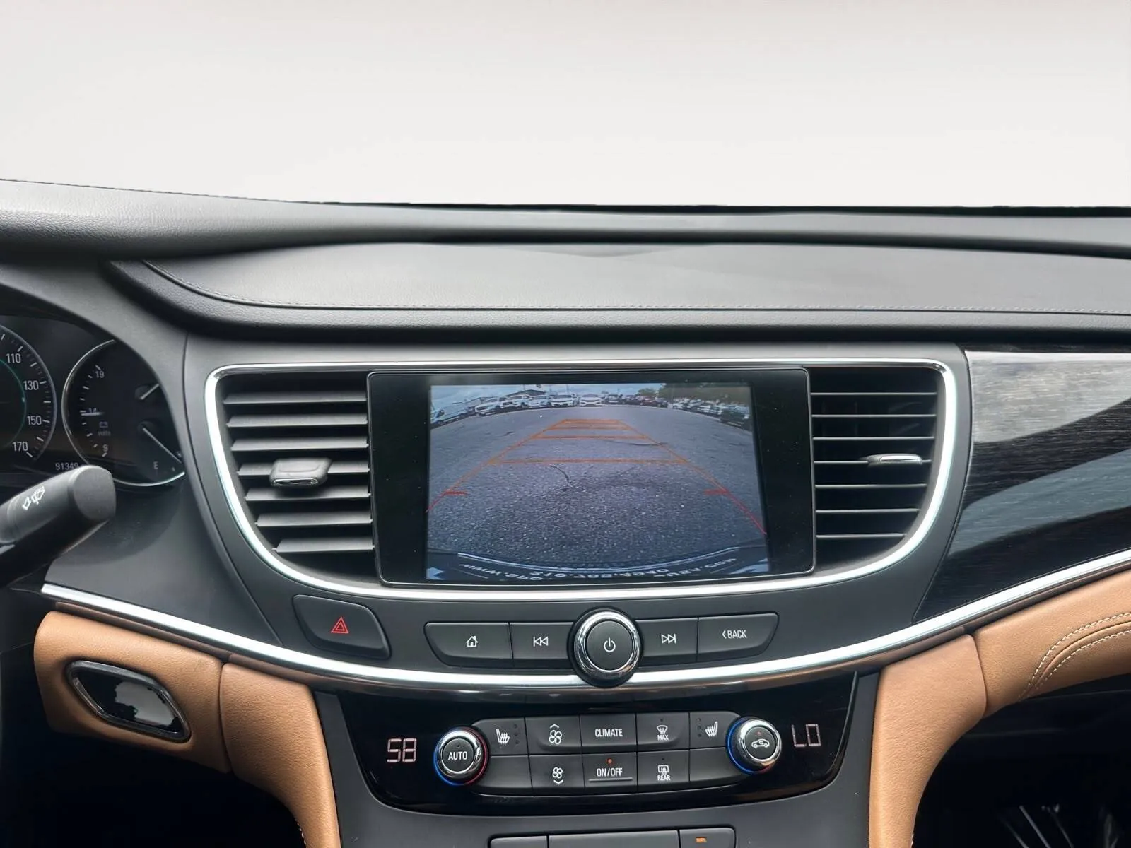 Buick LaCrosse photo 26