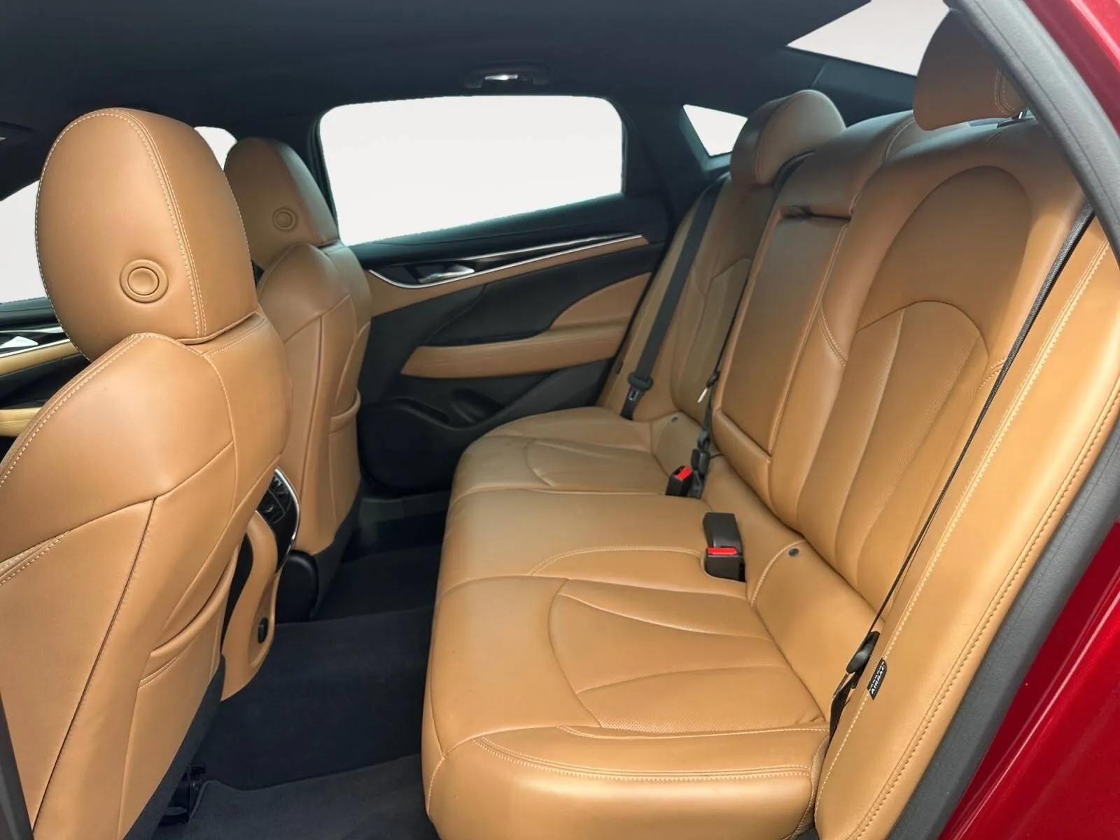 Buick LaCrosse photo 24