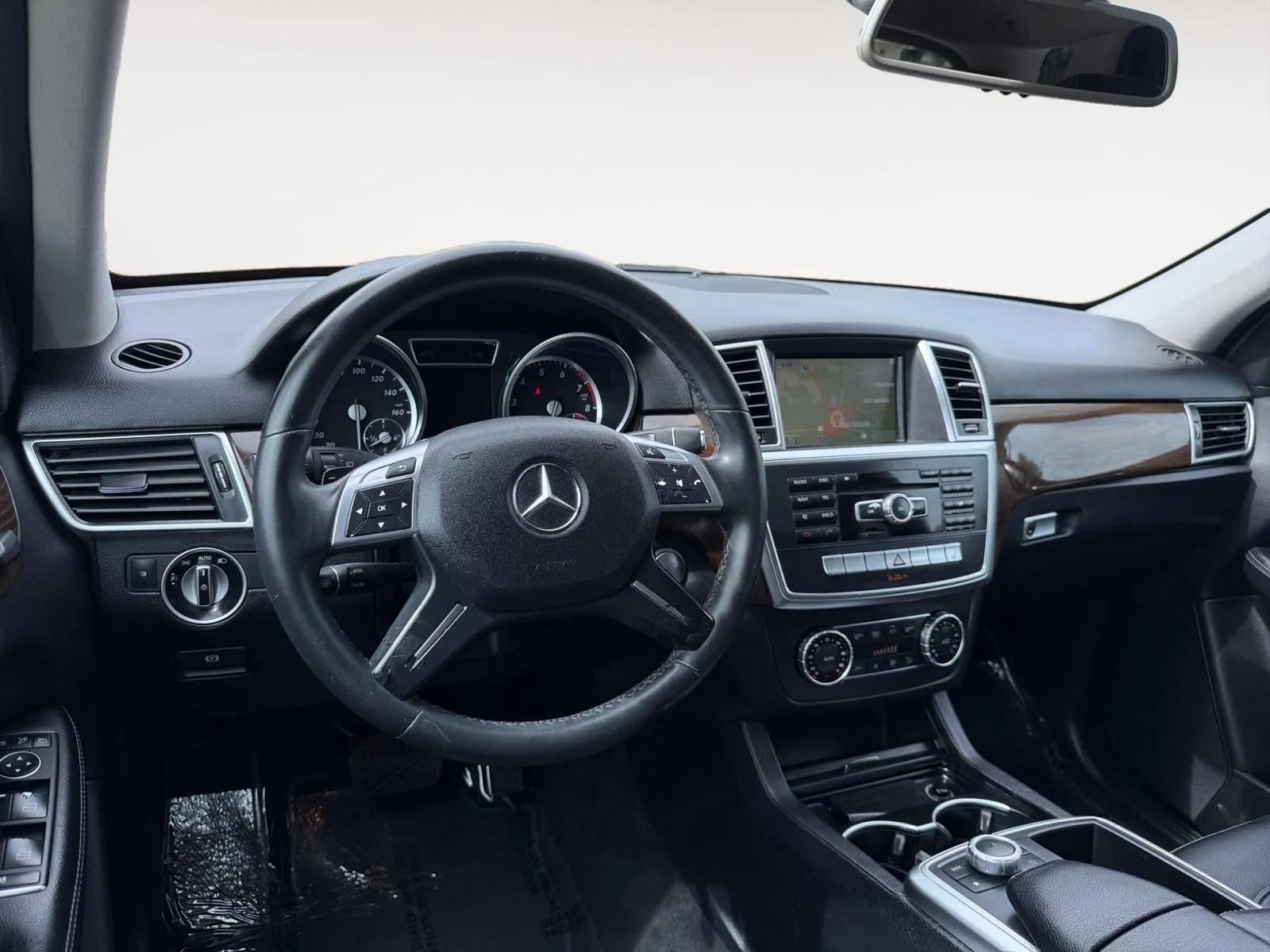 Mercedes-Benz M-Class photo 21