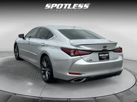 More photos of 2019 Lexus ES 350 F SPORT at Spotless Auto San Pedro, TX