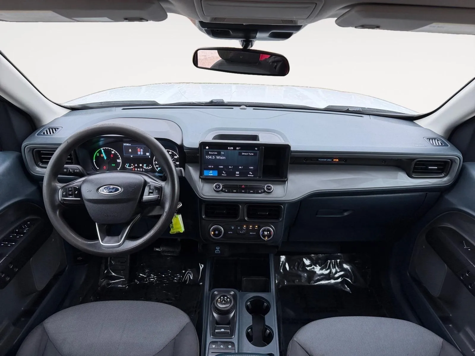 Ford Maverick photo 21