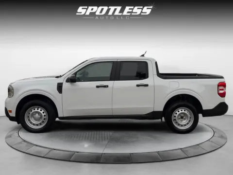 More photos of 2022 Ford Maverick XL at Spotless Auto San Pedro, TX