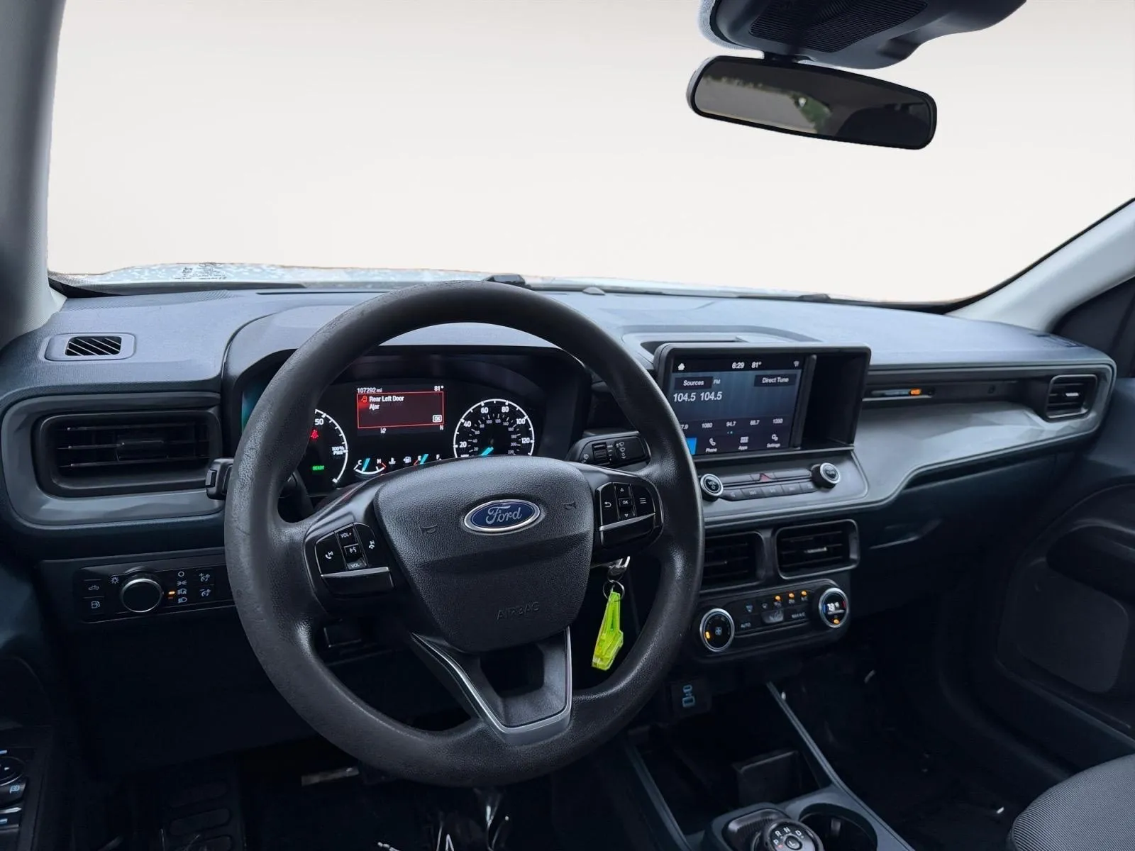 Ford Maverick photo 20