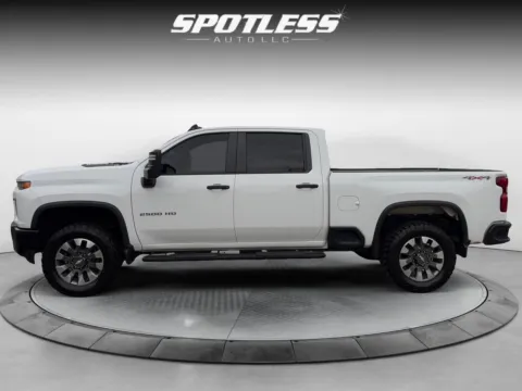 More photos of 2022 Chevrolet Silverado 2500HD Custom at Spotless Auto San Pedro, TX
