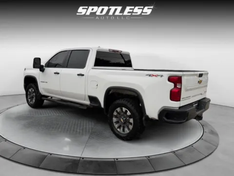 More photos of 2022 Chevrolet Silverado 2500HD Custom at Spotless Auto San Pedro, TX