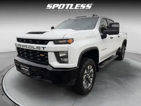 Another view of 2022 Chevrolet Silverado 2500HD Custom for sale in San Antonio, TX at Spotless Auto San Pedro
