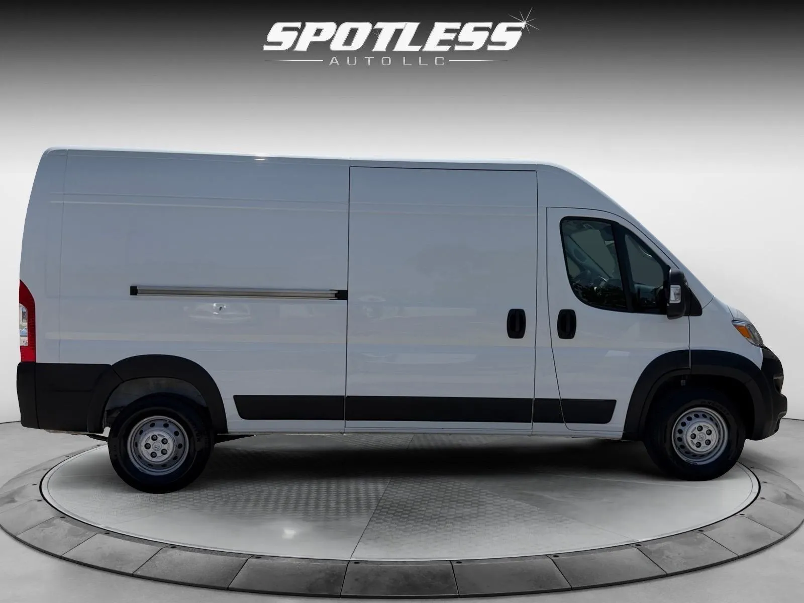 Ram Promaster photo 8
