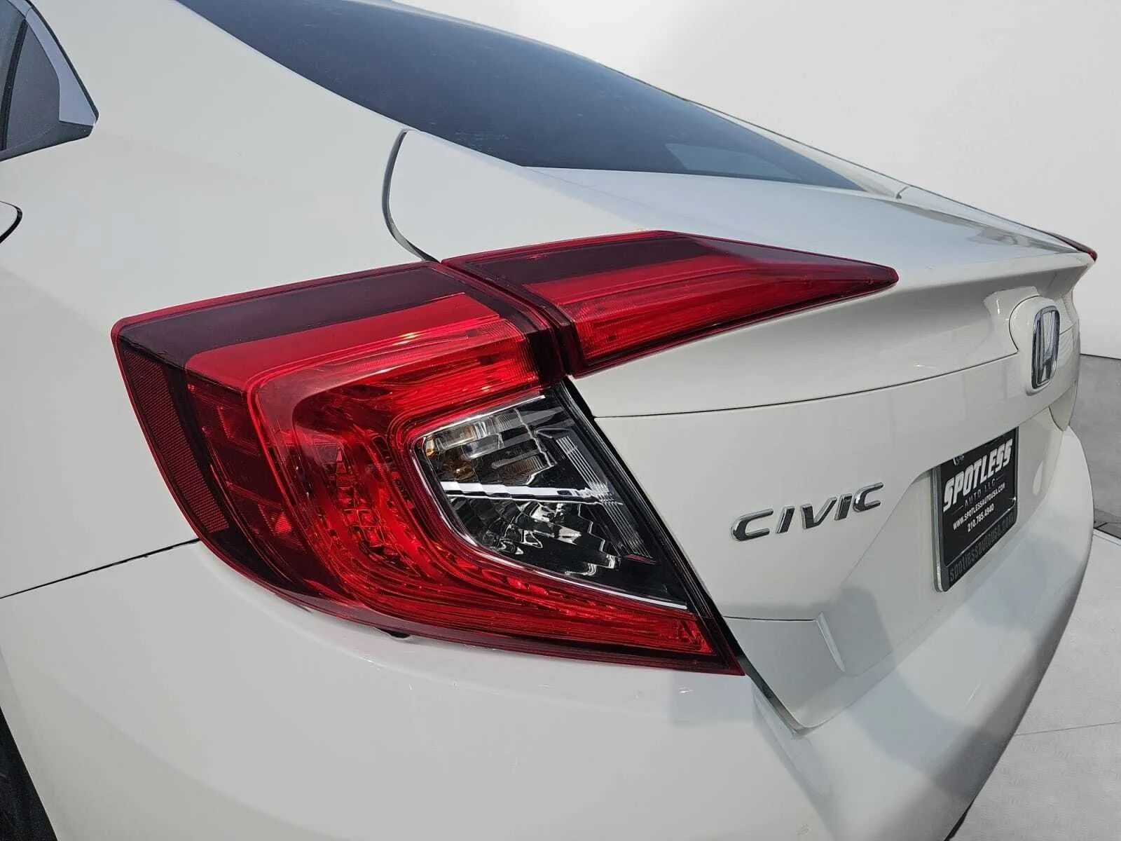 Honda Civic photo 13