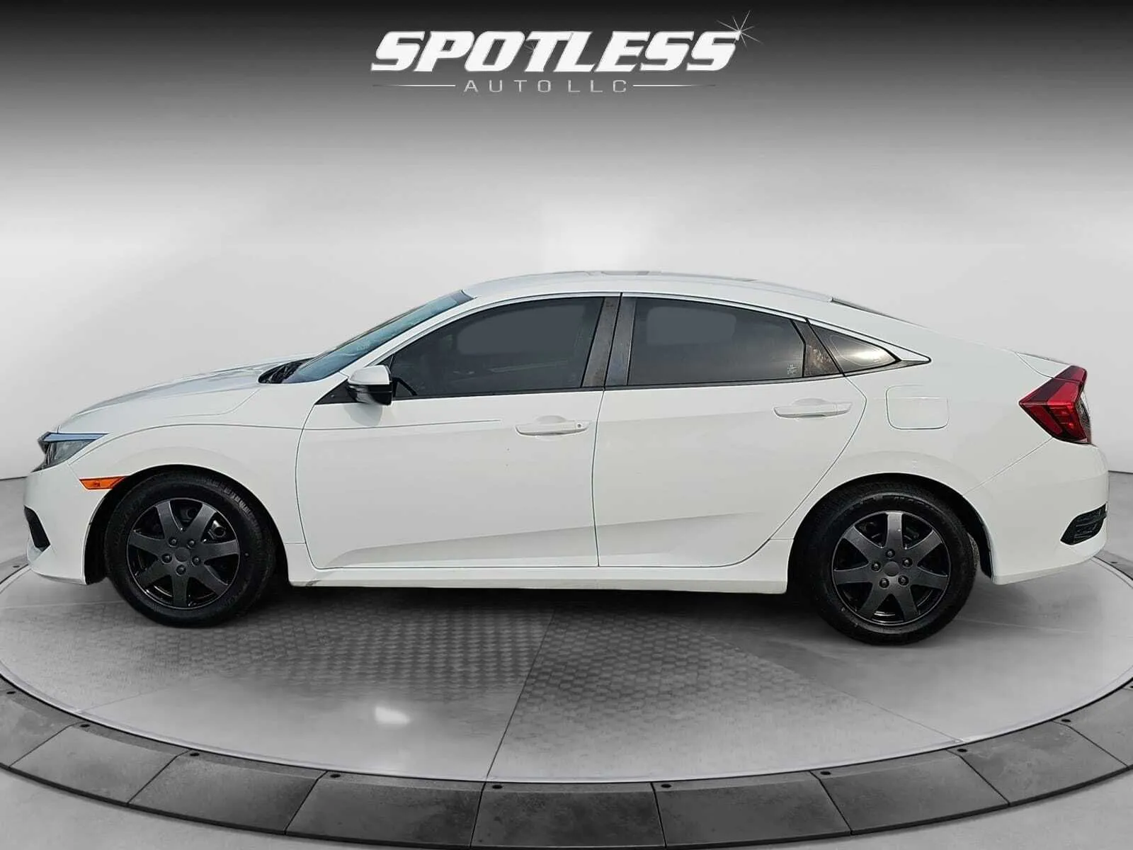 Honda Civic photo 4