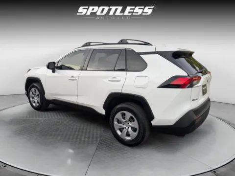 More photos of 2021 Toyota RAV4 LE at Spotless Auto San Pedro, TX