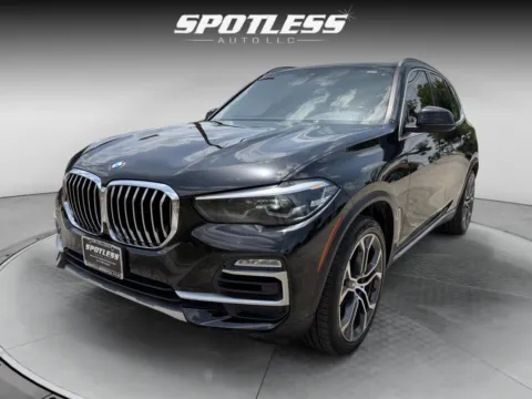 Another view of 2021 BMW X5 sDrive40i for sale in San Antonio, TX at Spotless Auto San Pedro