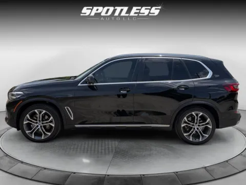 More photos of 2021 BMW X5 sDrive40i at Spotless Auto San Pedro, TX