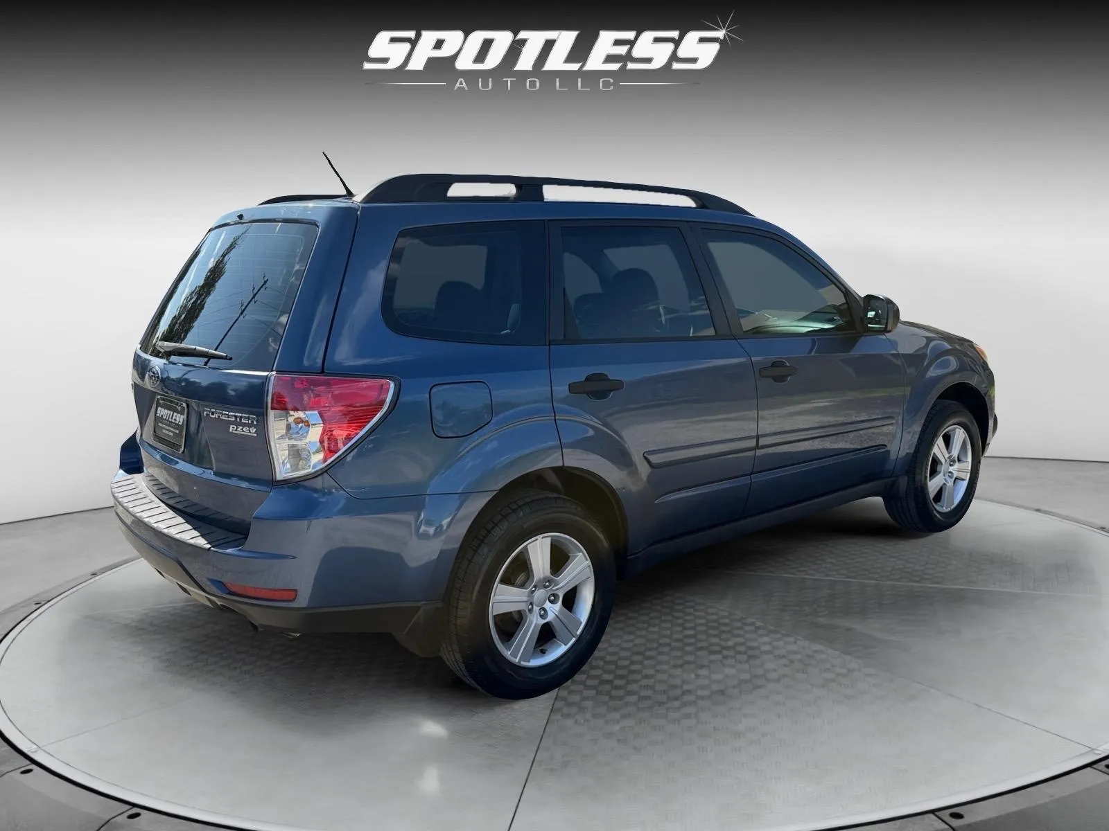 Subaru Forester photo 7