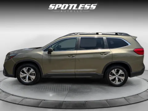More photos of 2023 Subaru Ascent Premium 8-Passenger at Spotless Auto San Pedro, TX