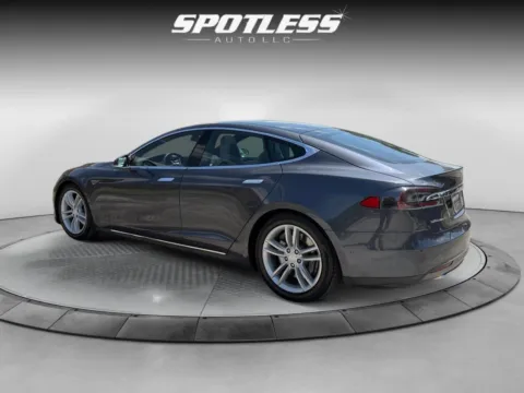More photos of 2016 Tesla Model S 70D at Spotless Auto San Pedro, TX