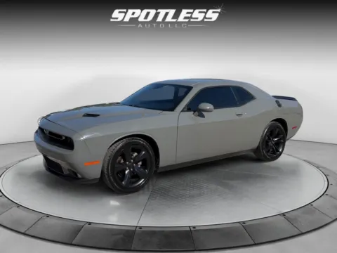 Gray 2018 Dodge Challenger SXT for sale in San Antonio, TX