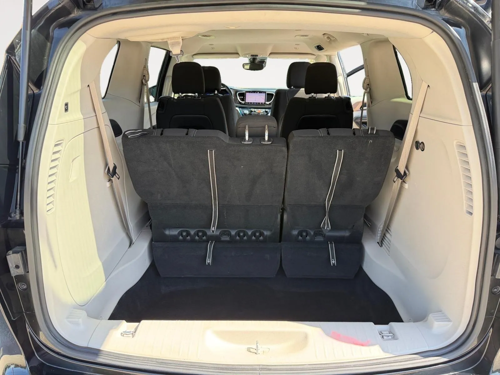 Chrysler Voyager photo 30