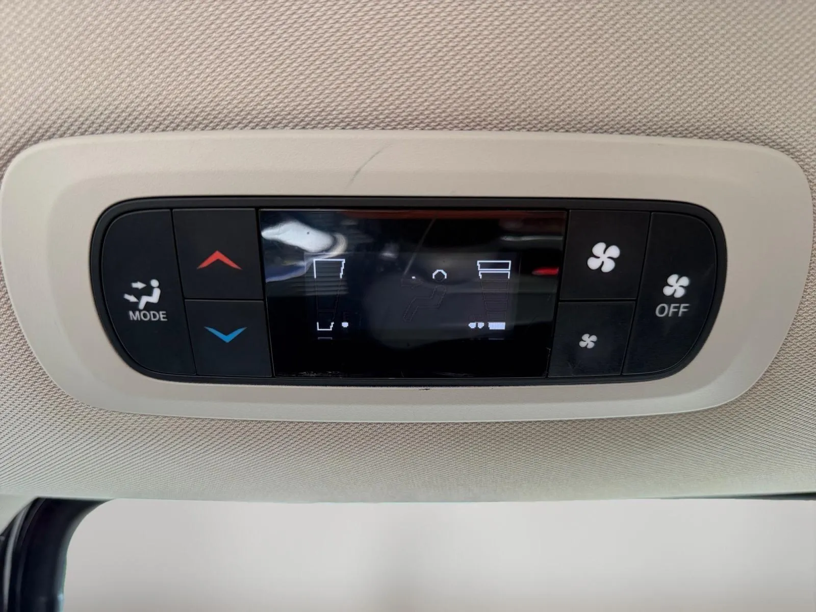 Chrysler Voyager photo 29