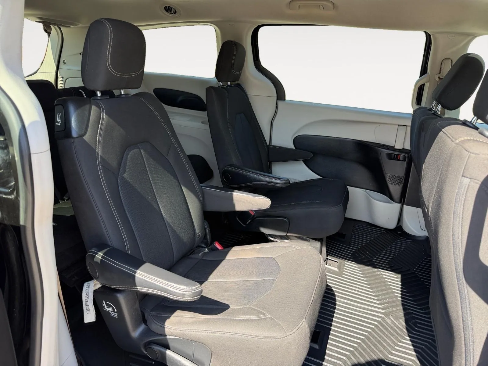 Chrysler Voyager photo 23