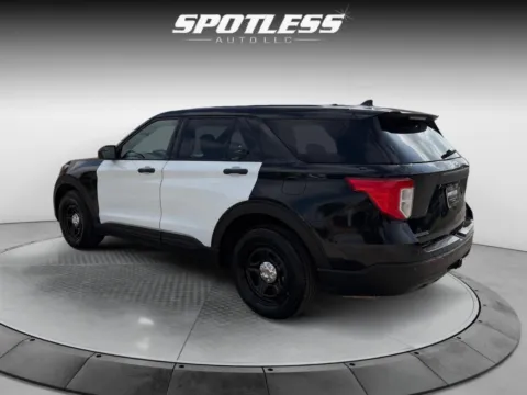 More photos of 2021 Ford Explorer Police Interceptor Utility at Spotless Auto San Pedro, TX
