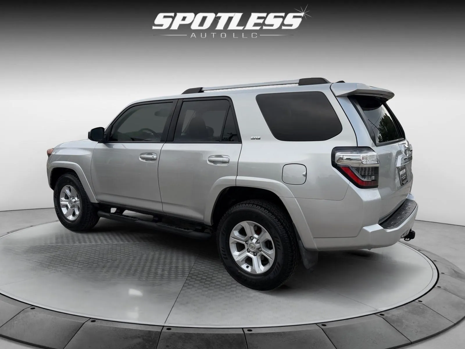 Toyota 4Runner photo 5