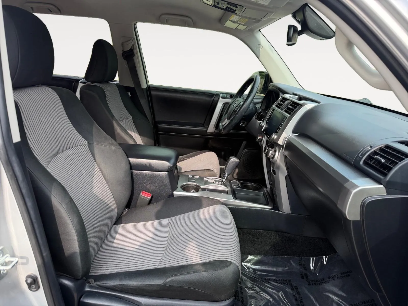 Toyota 4Runner photo 24