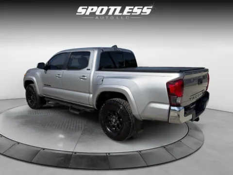 More photos of 2021 Toyota Tacoma SR5 V6 at Spotless Auto San Pedro, TX