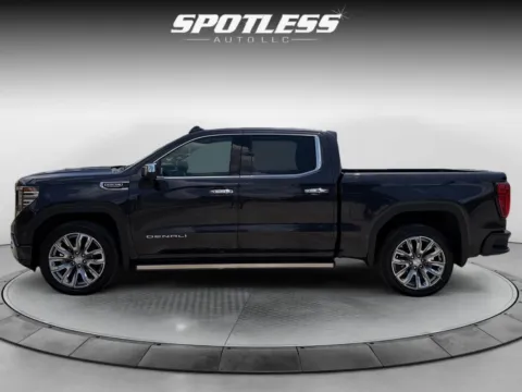 More photos of 2022 GMC Sierra 1500 Denali at Spotless Auto San Pedro, TX