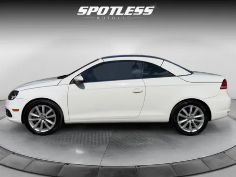 More photos of 2013 Volkswagen Eos Komfort SULEV at Spotless Auto San Pedro, TX