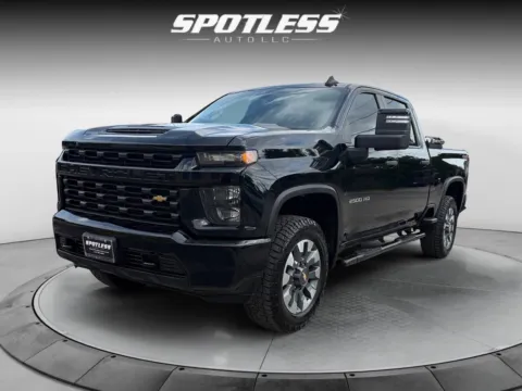 Another view of 2022 Chevrolet Silverado 2500HD Custom for sale in San Antonio, TX at Spotless Auto San Pedro
