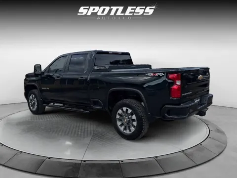 More photos of 2022 Chevrolet Silverado 2500HD Custom at Spotless Auto San Pedro, TX