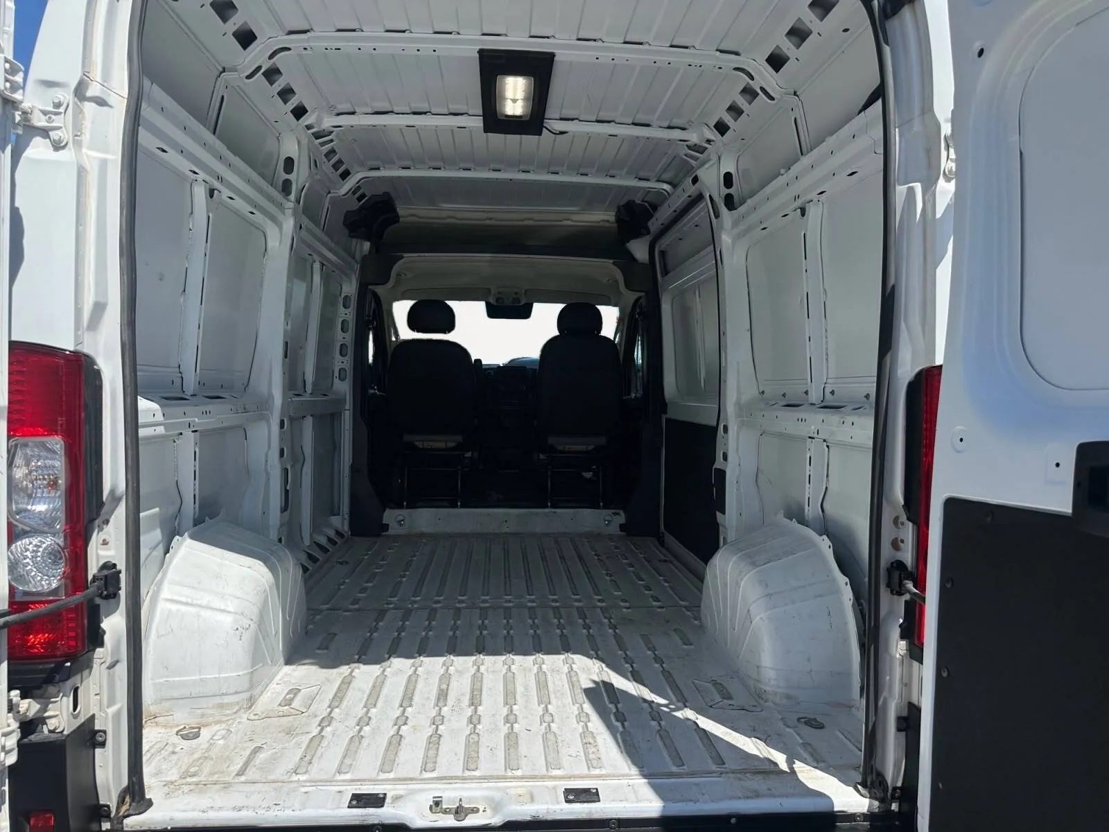 Ram Promaster photo 23