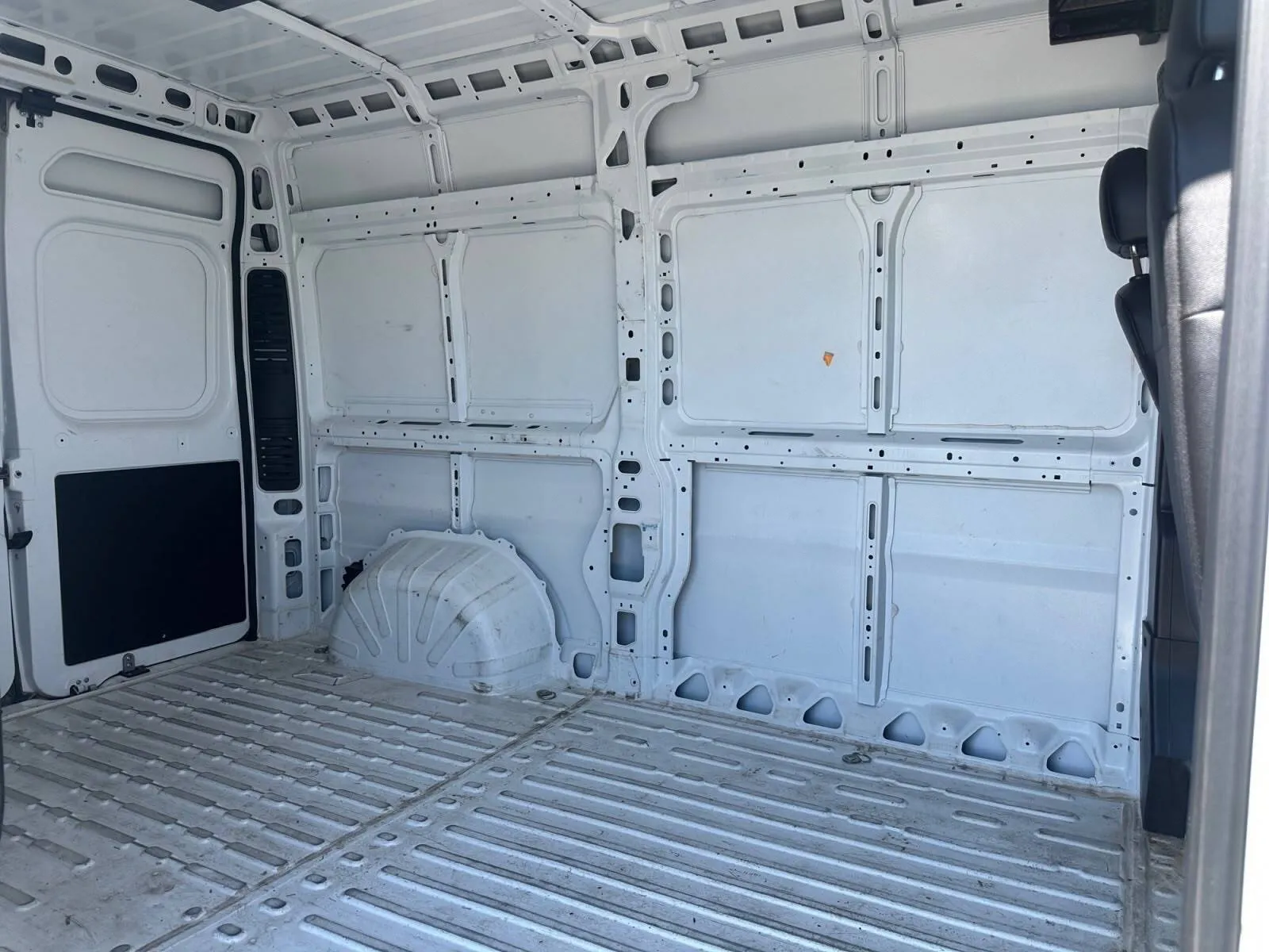 Ram Promaster photo 24