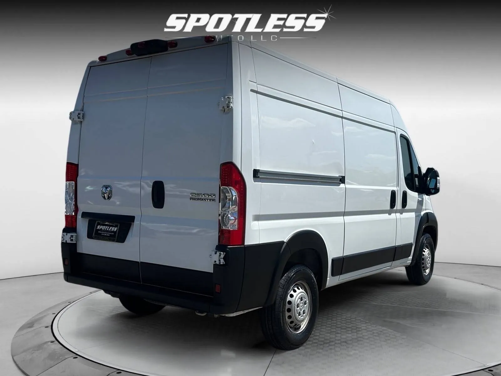 Ram Promaster photo 9