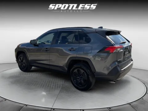 More photos of 2021 Toyota RAV4 LE at Spotless Auto San Pedro, TX