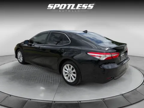 More photos of 2020 Toyota Camry LE at Spotless Auto San Pedro, TX