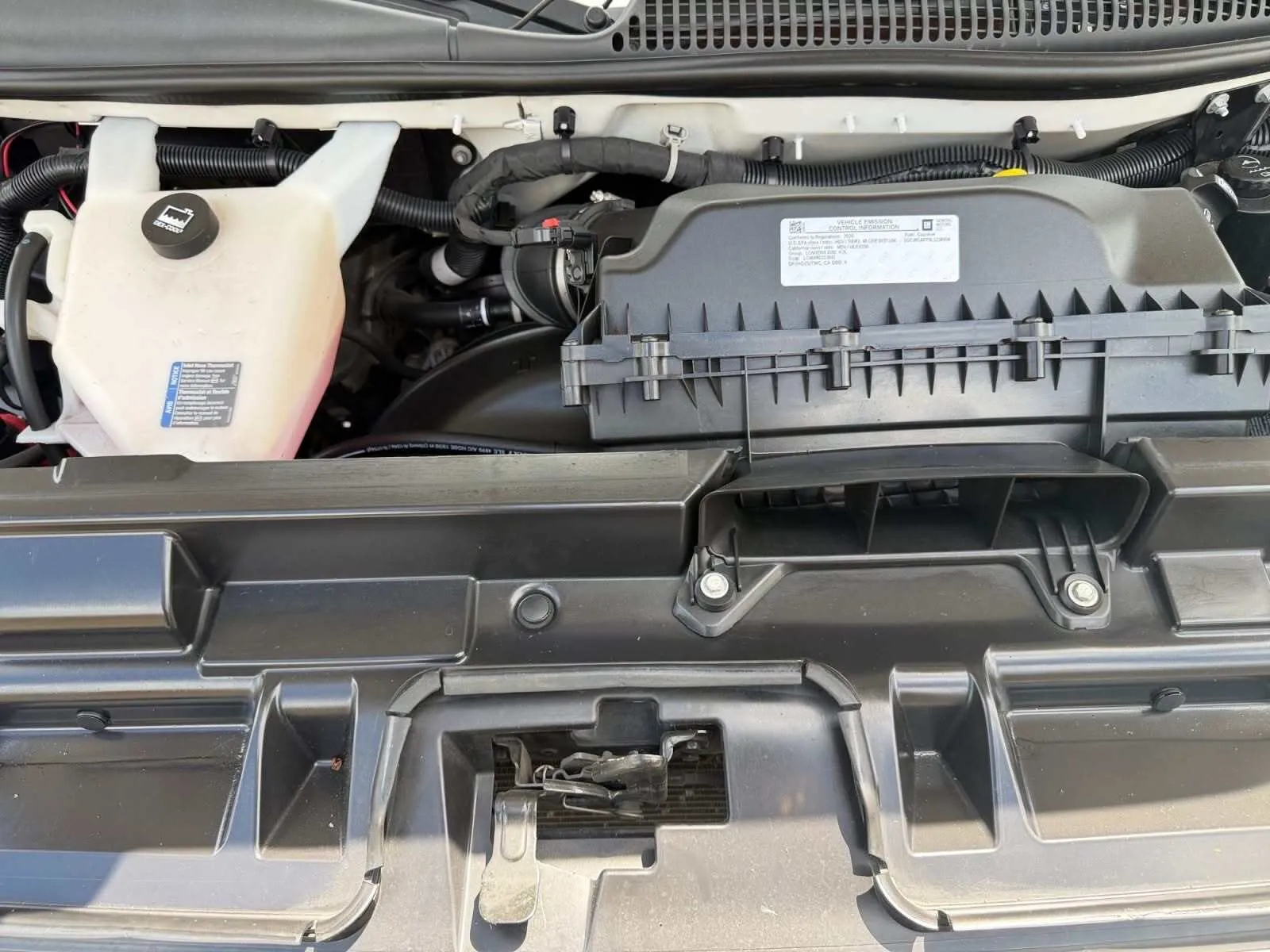 Chevrolet Express photo 16