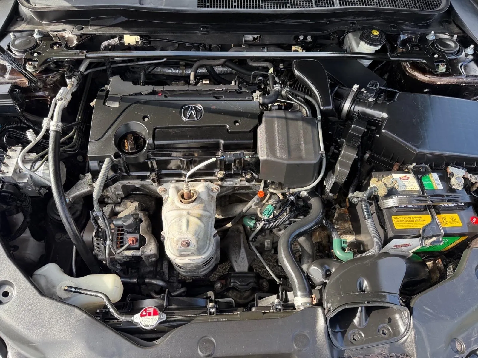 Acura TLX photo 16