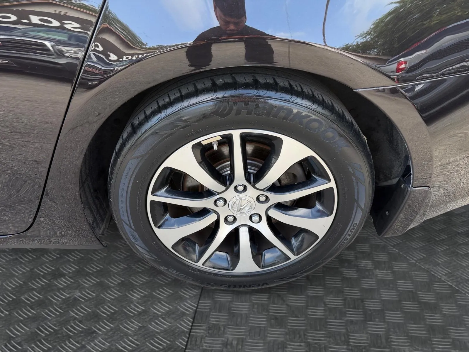 Acura TLX photo 14