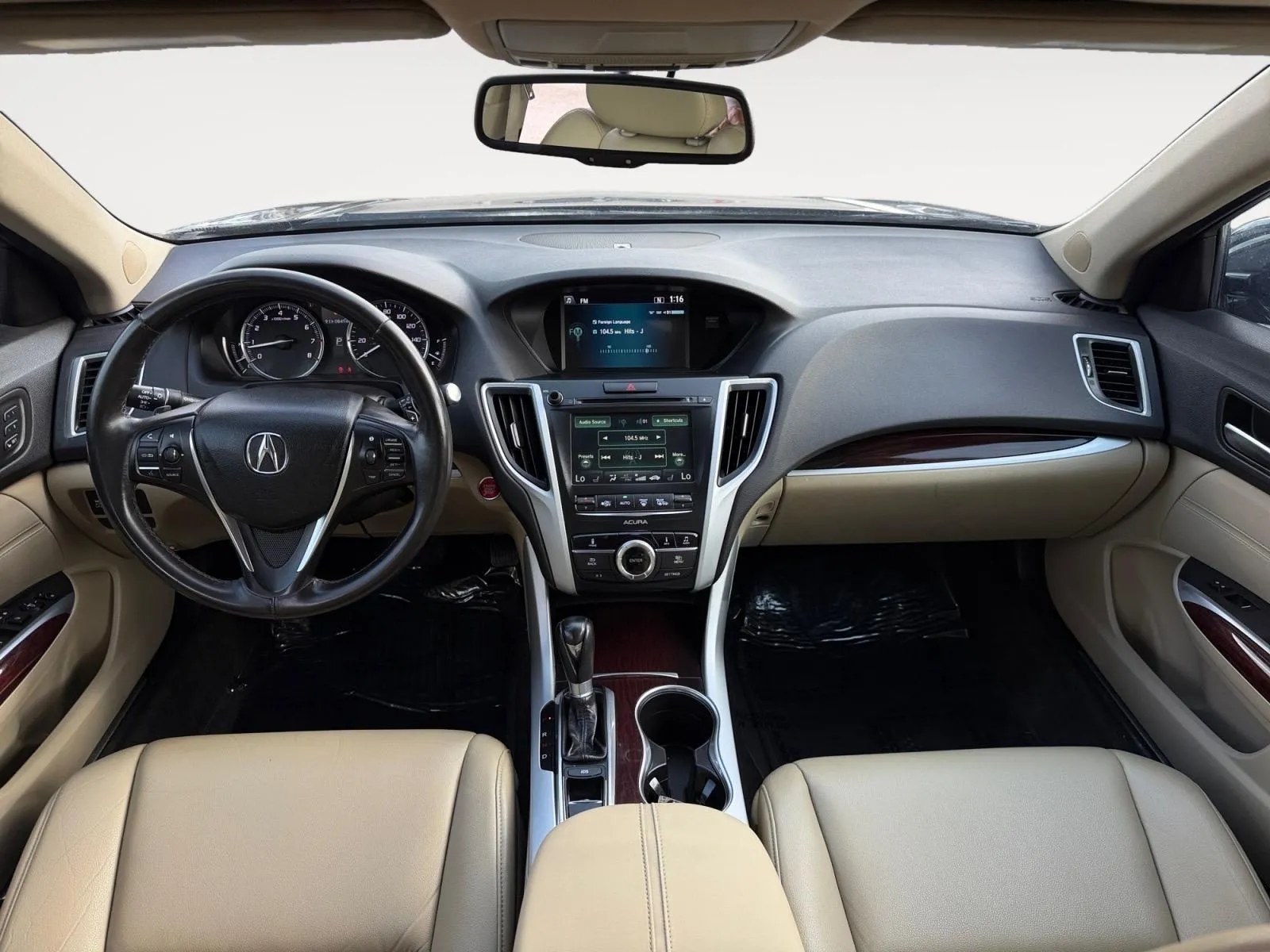 Acura TLX photo 20