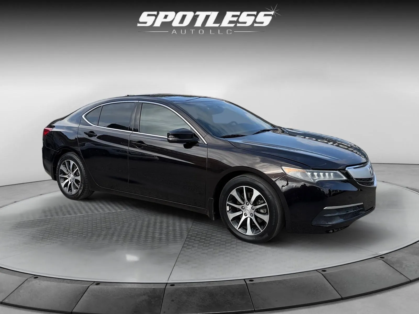 Acura TLX photo 11