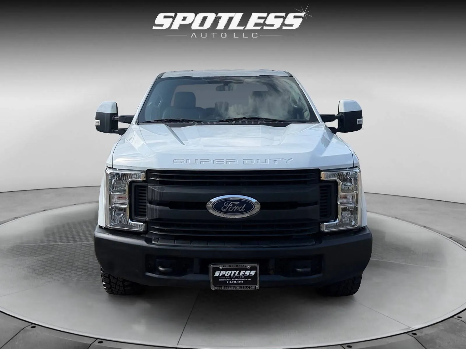Ford F-250 photo 10
