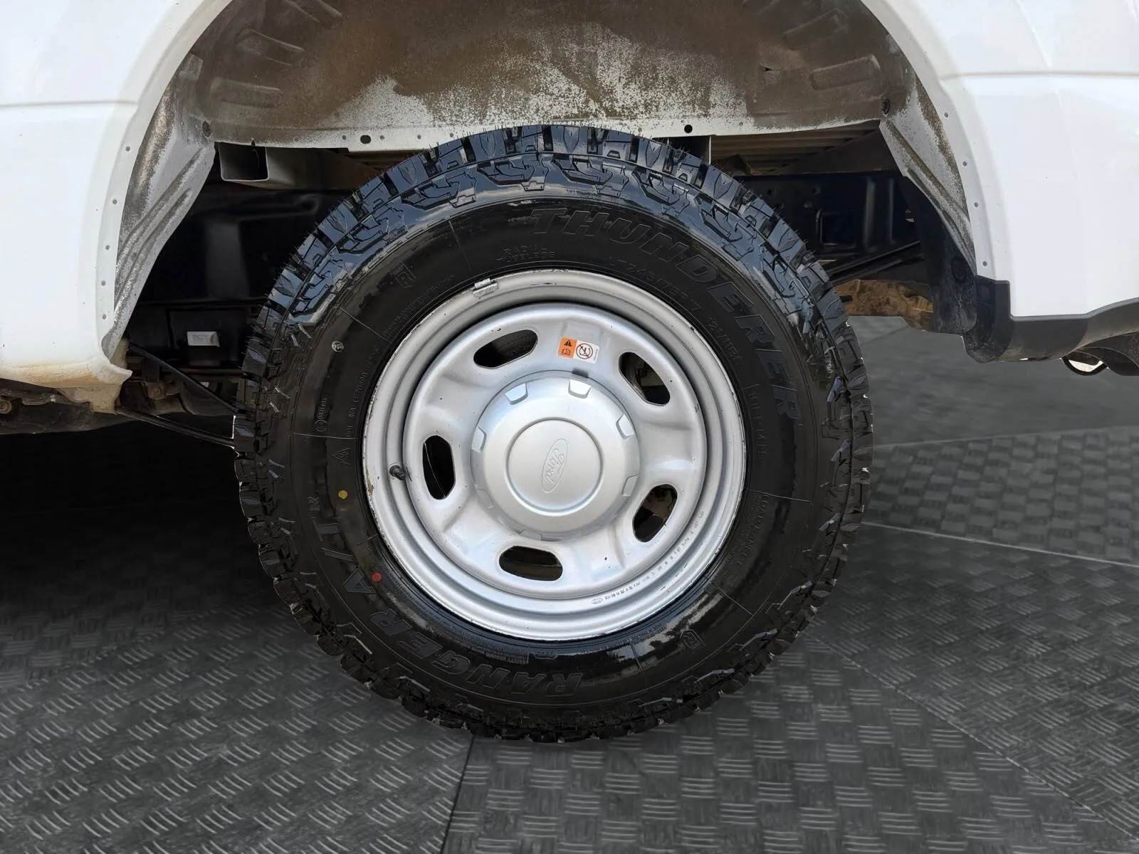 Ford F-250 photo 15